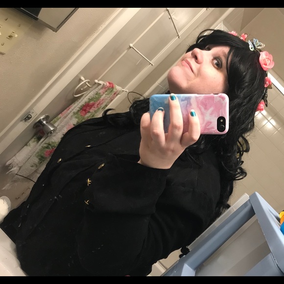 Meet your Posher, Rebekah - Picture 2 of 2